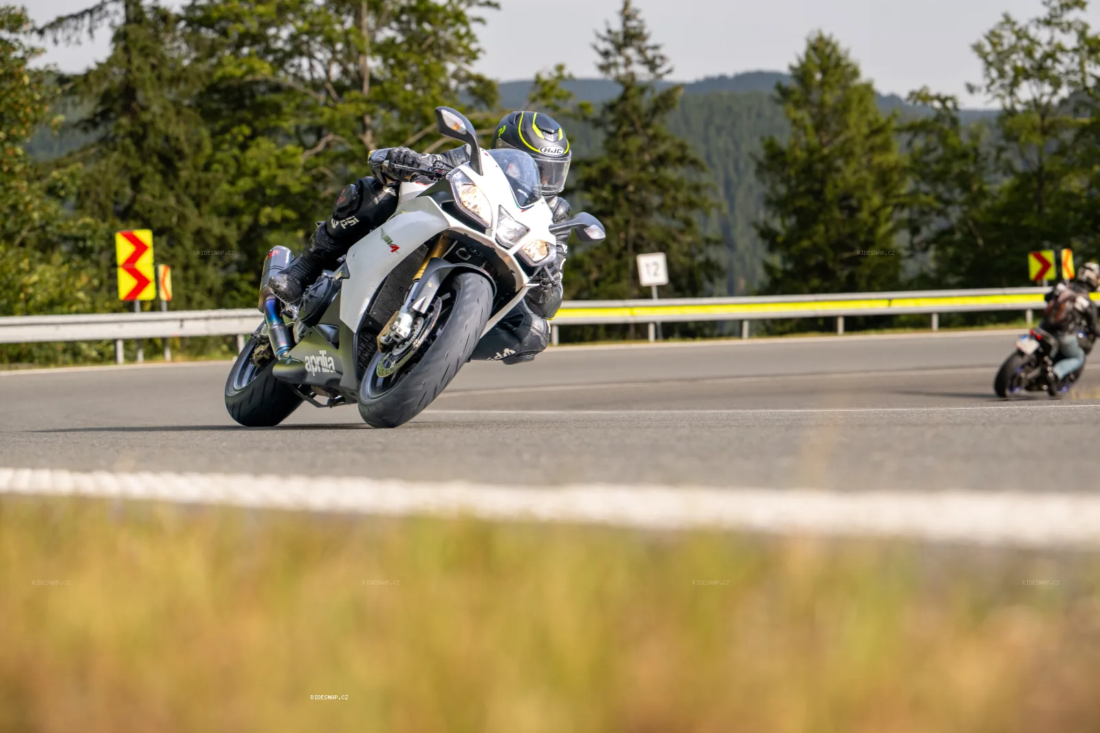 Moto foto 1056