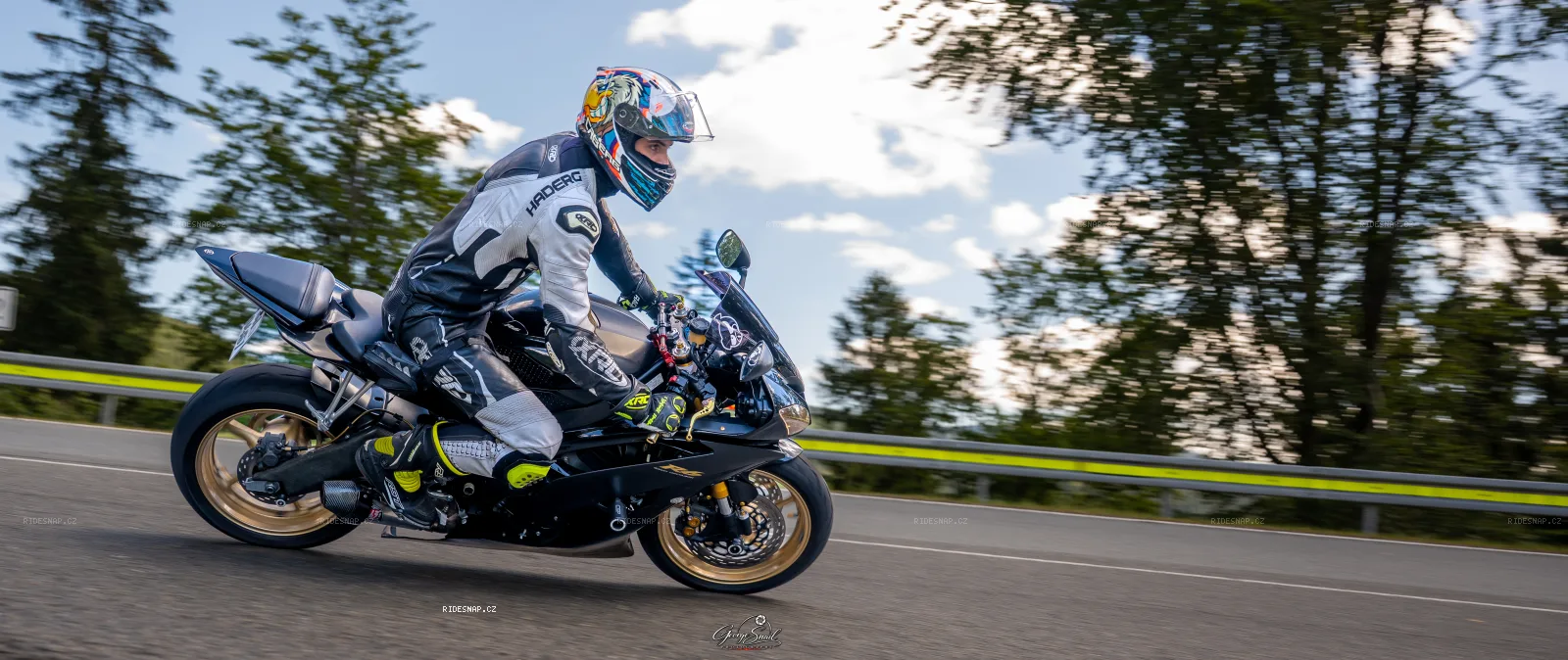 Moto foto 1728