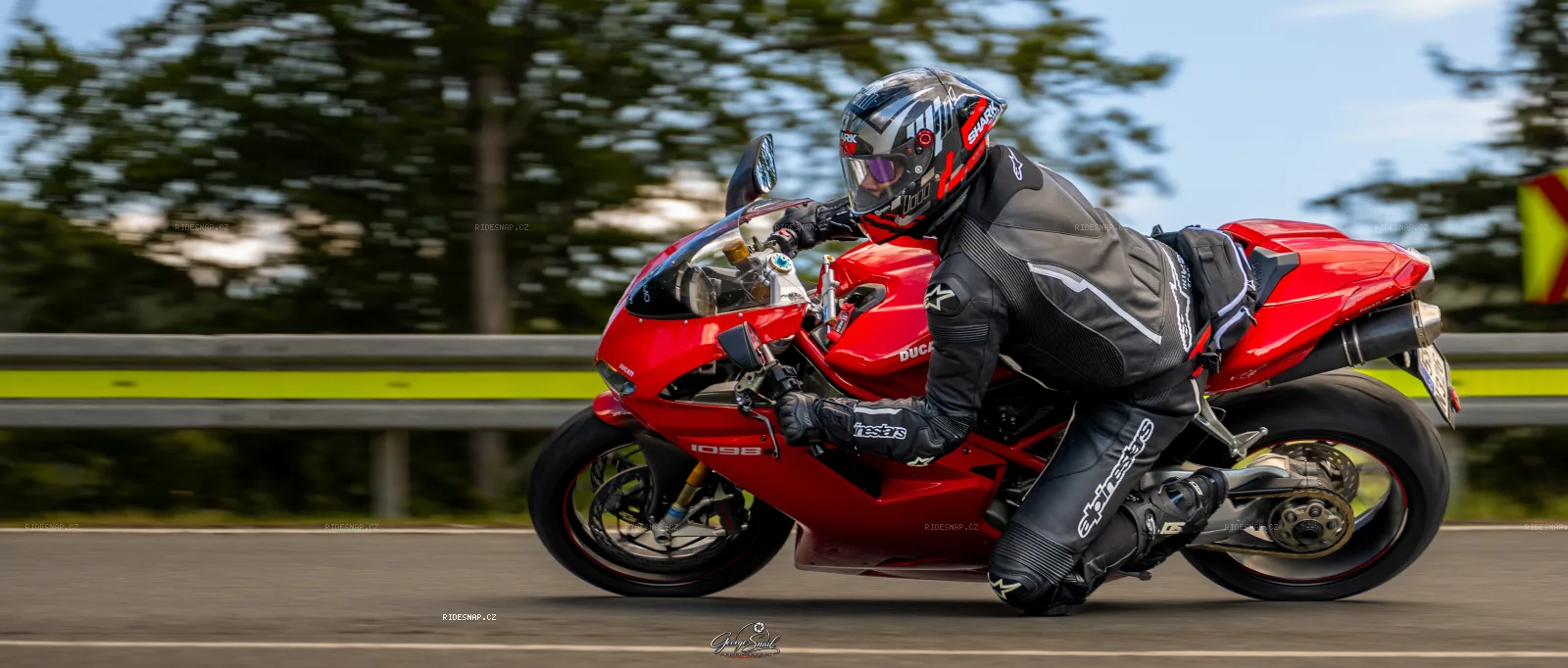 Moto foto 1736