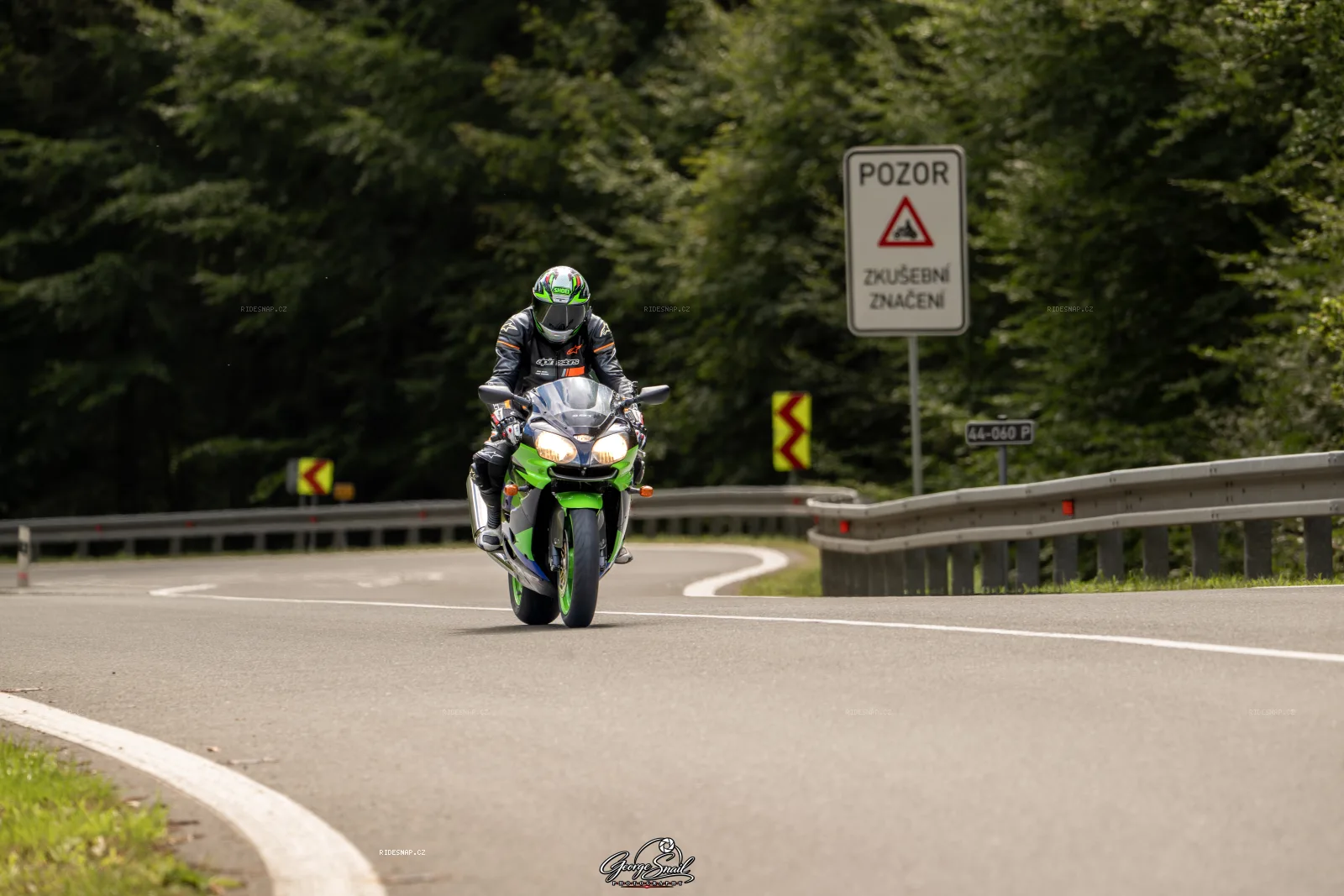 Moto foto 2226