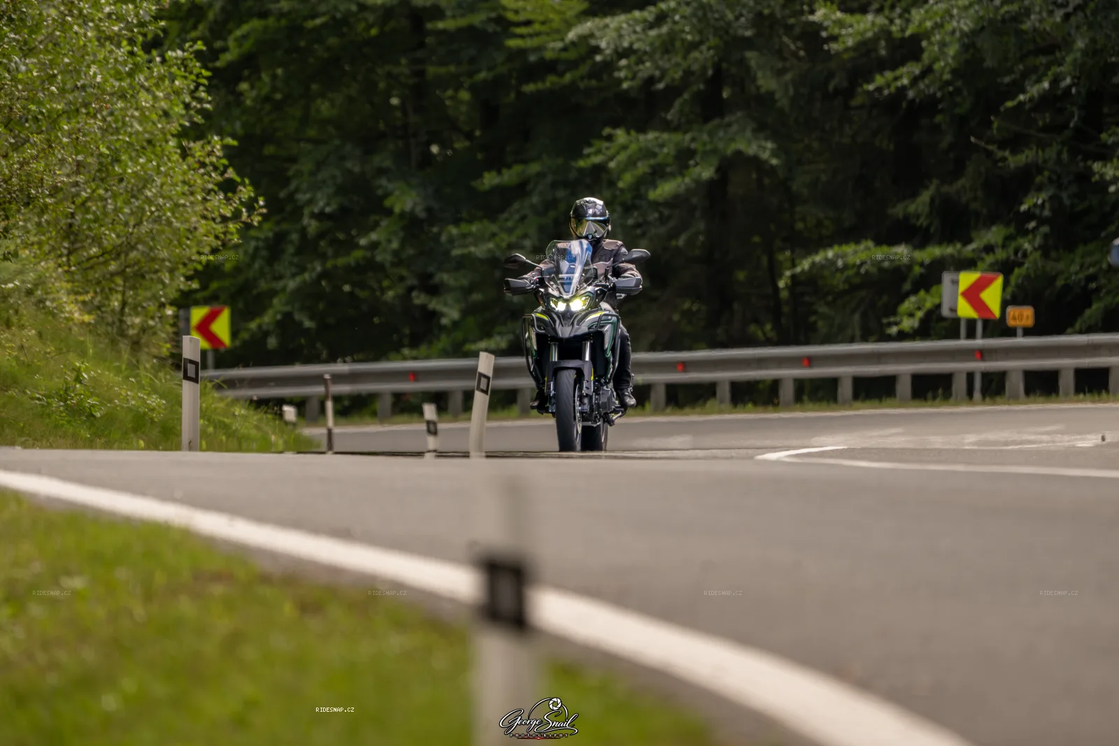 Moto foto 2227