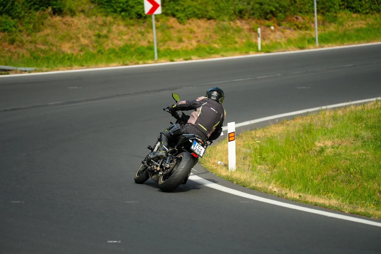 Moto foto 23