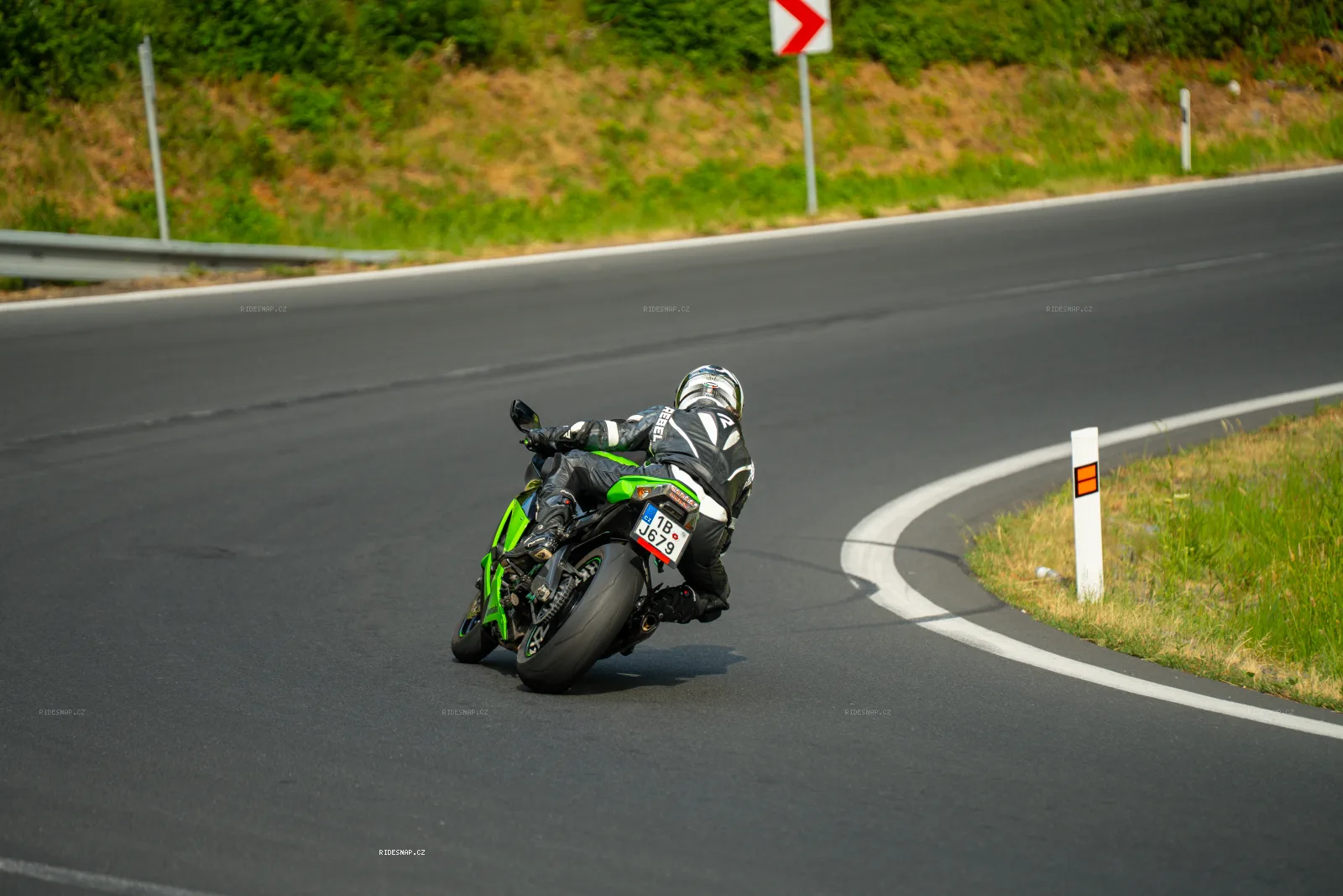 Moto foto 24