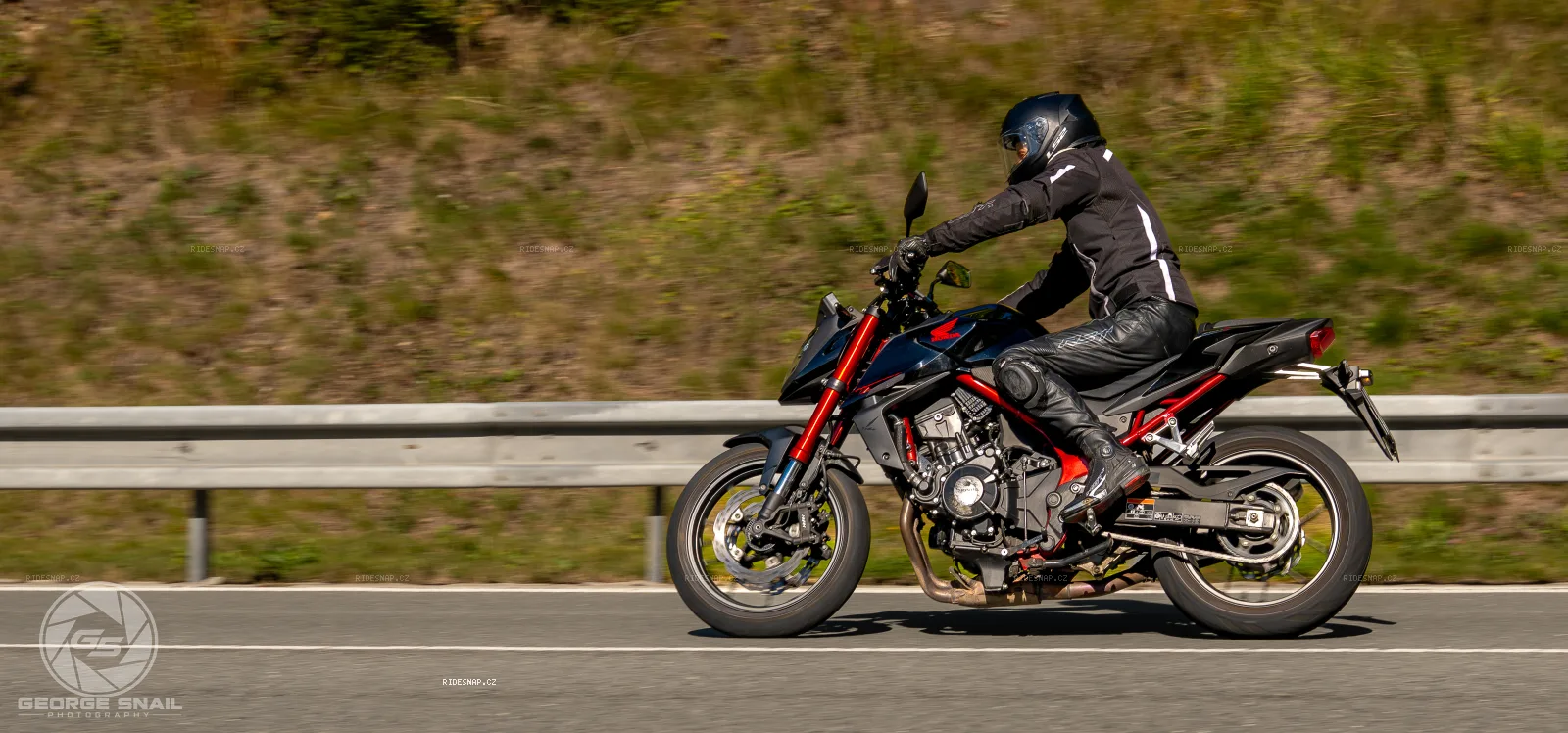 Moto foto 2460