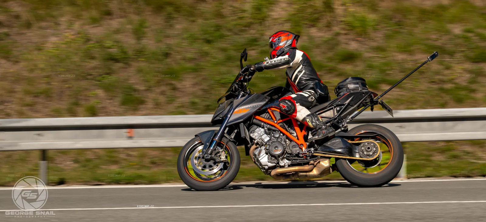 Moto foto 2463