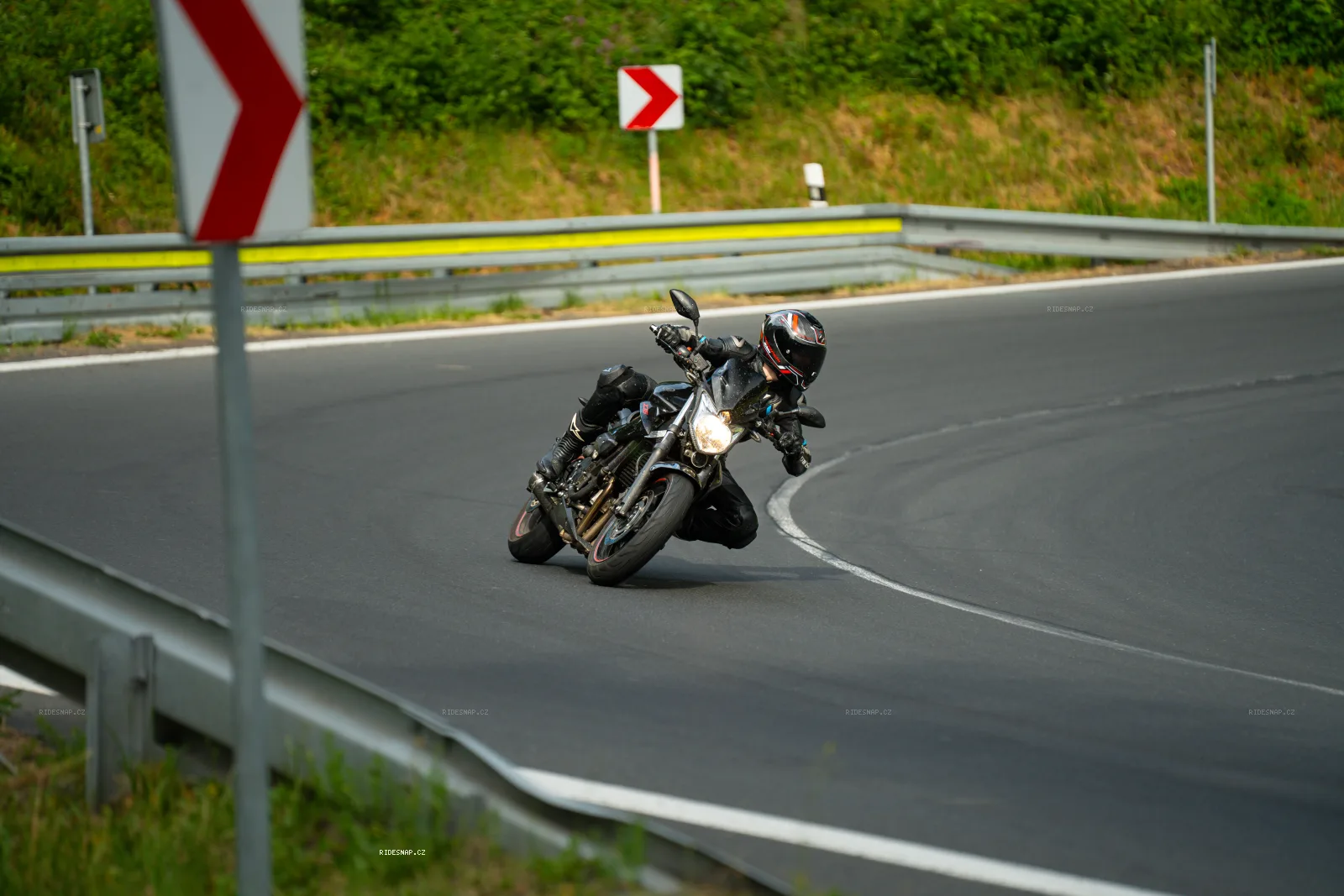 Moto foto 25