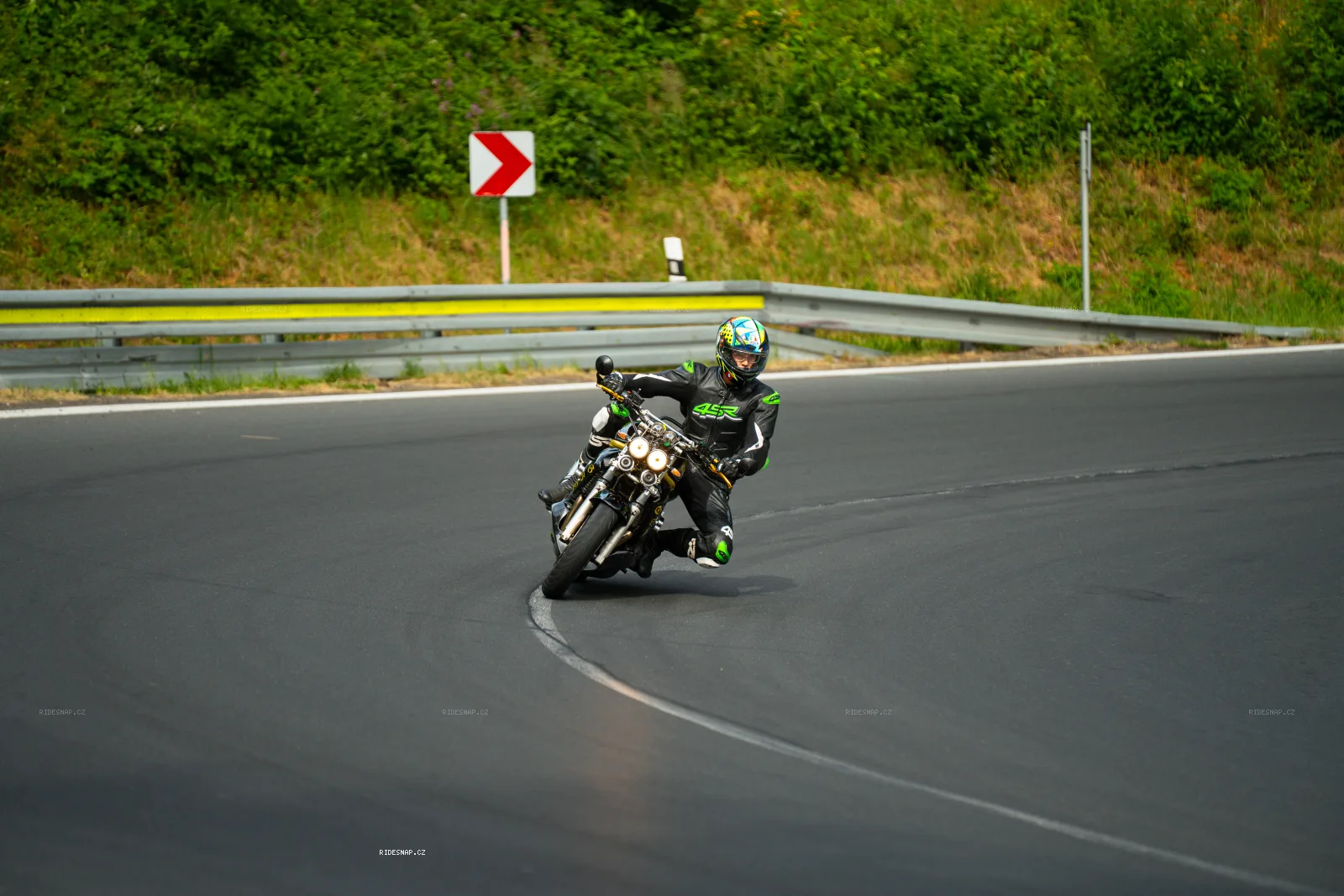Moto foto 26
