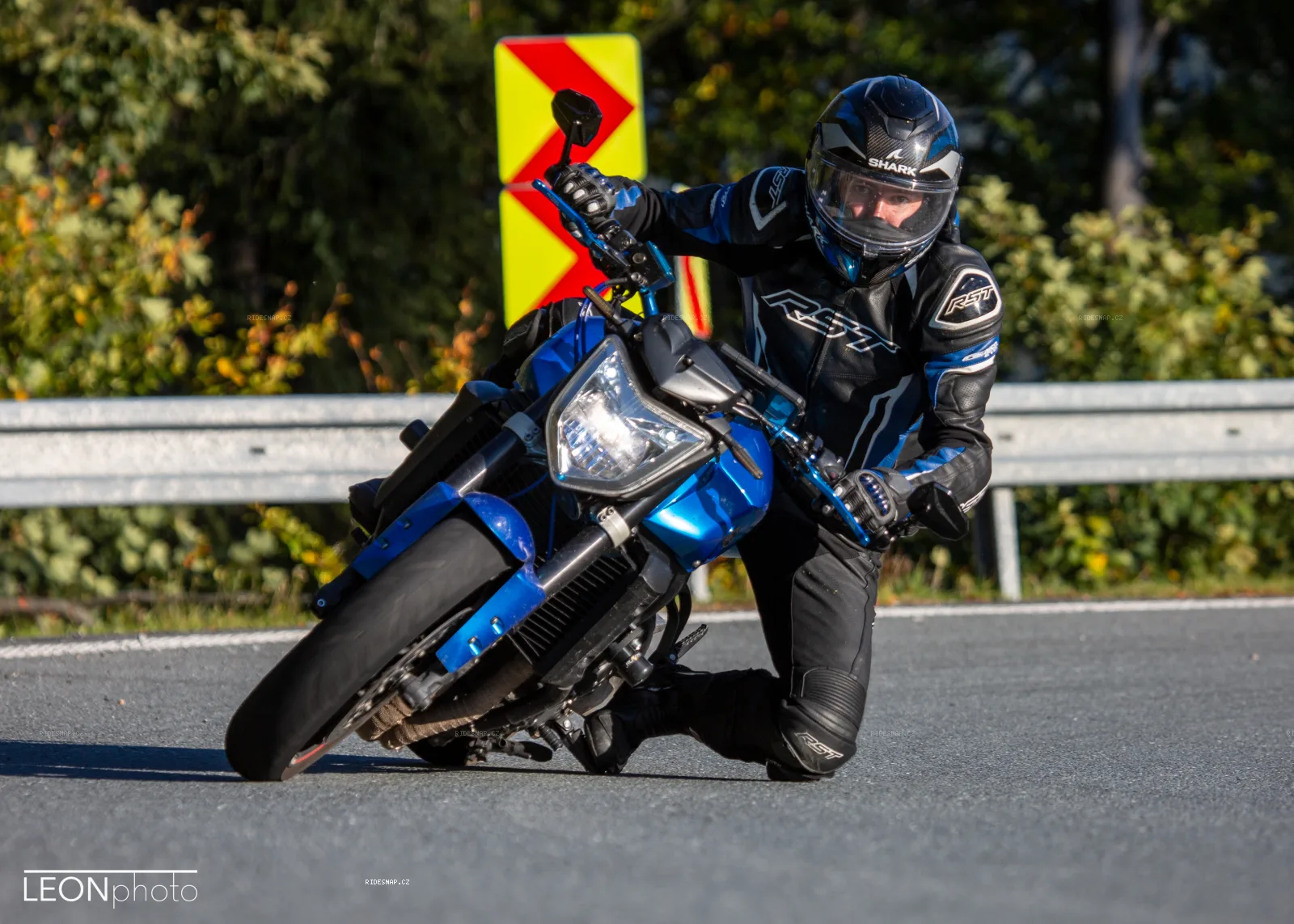 Moto foto 3124