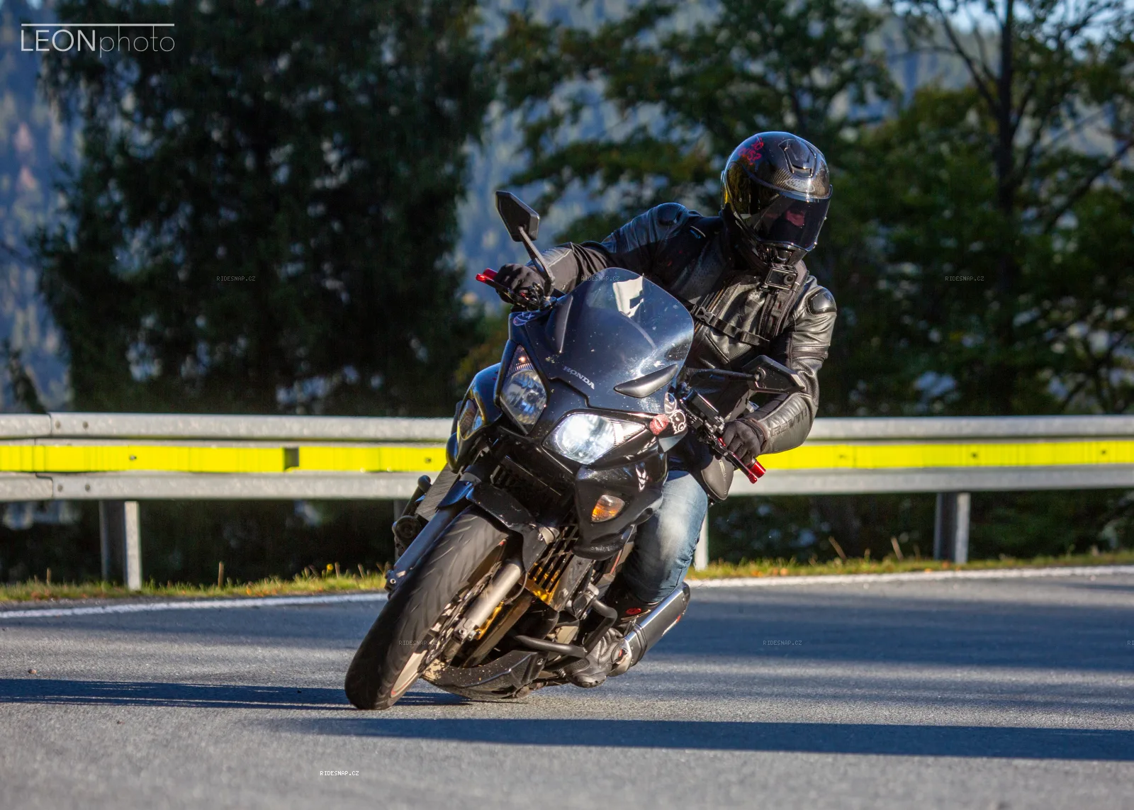 Moto foto 3134