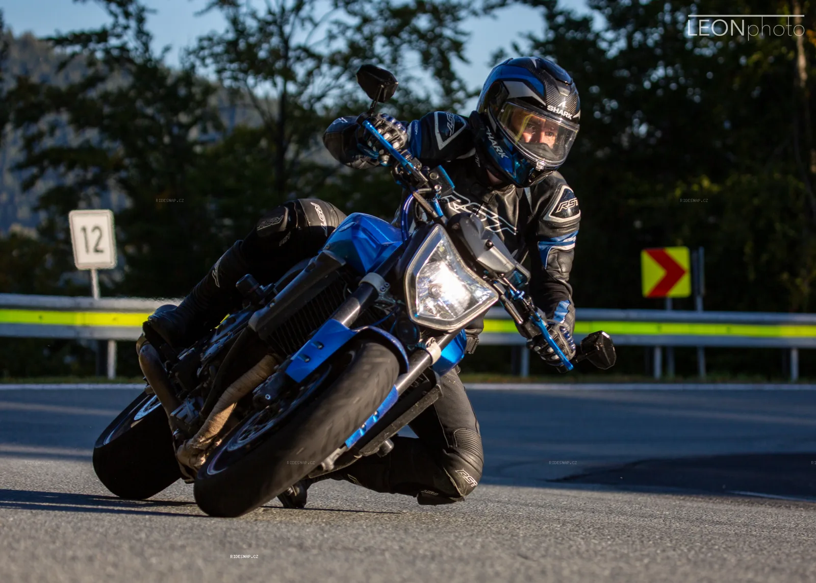 Moto foto 3141