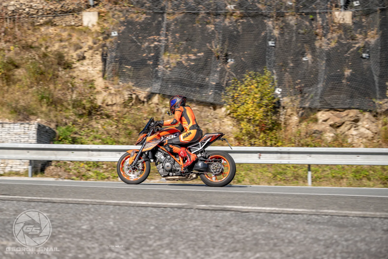 Moto foto 3177