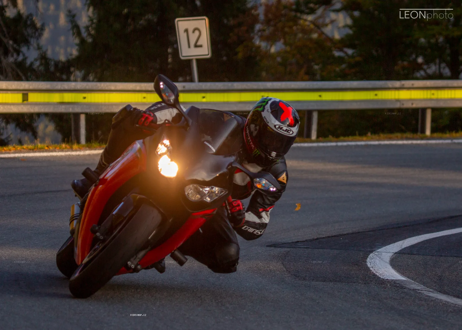 Moto foto 4009
