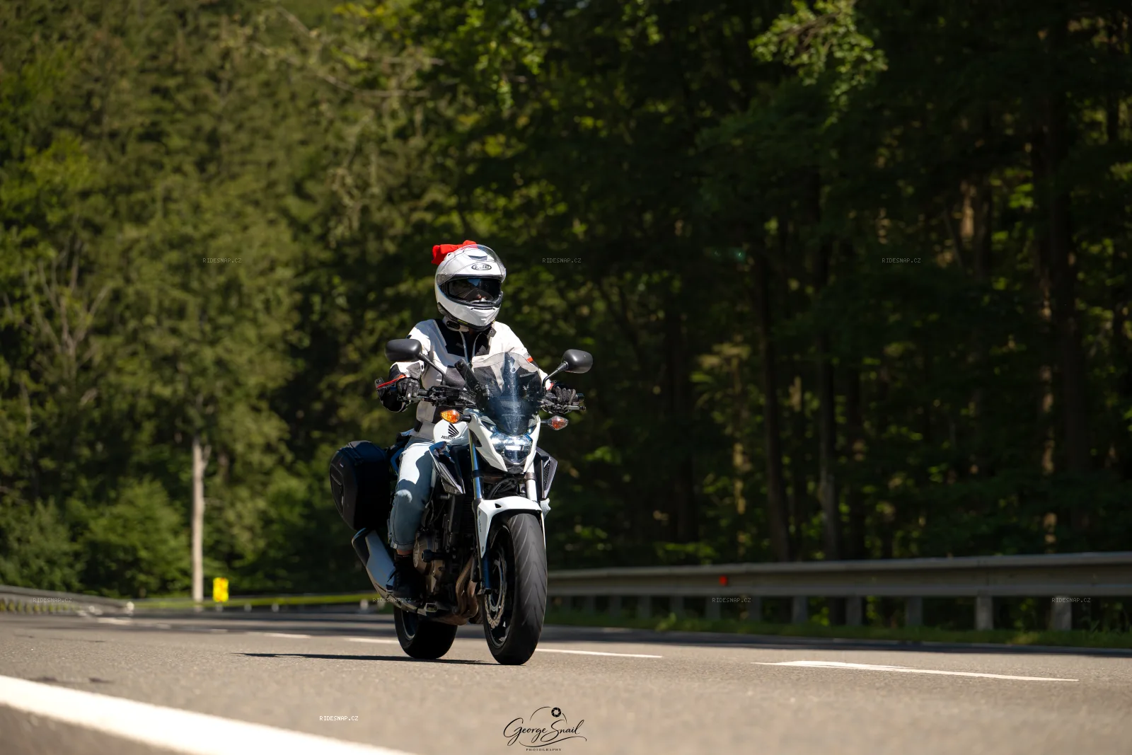 Moto foto 668