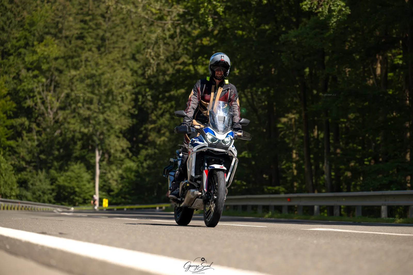 Moto foto 669