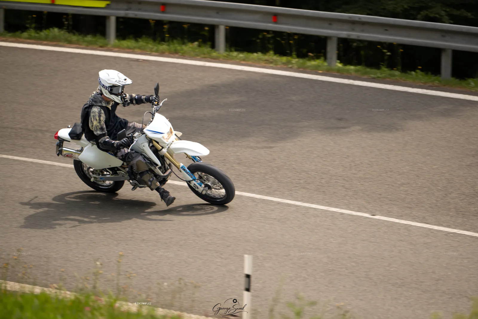 Moto foto 805