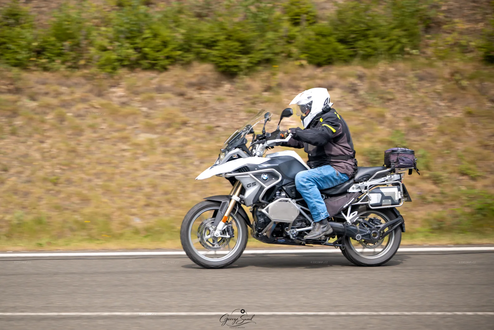 Moto foto 808