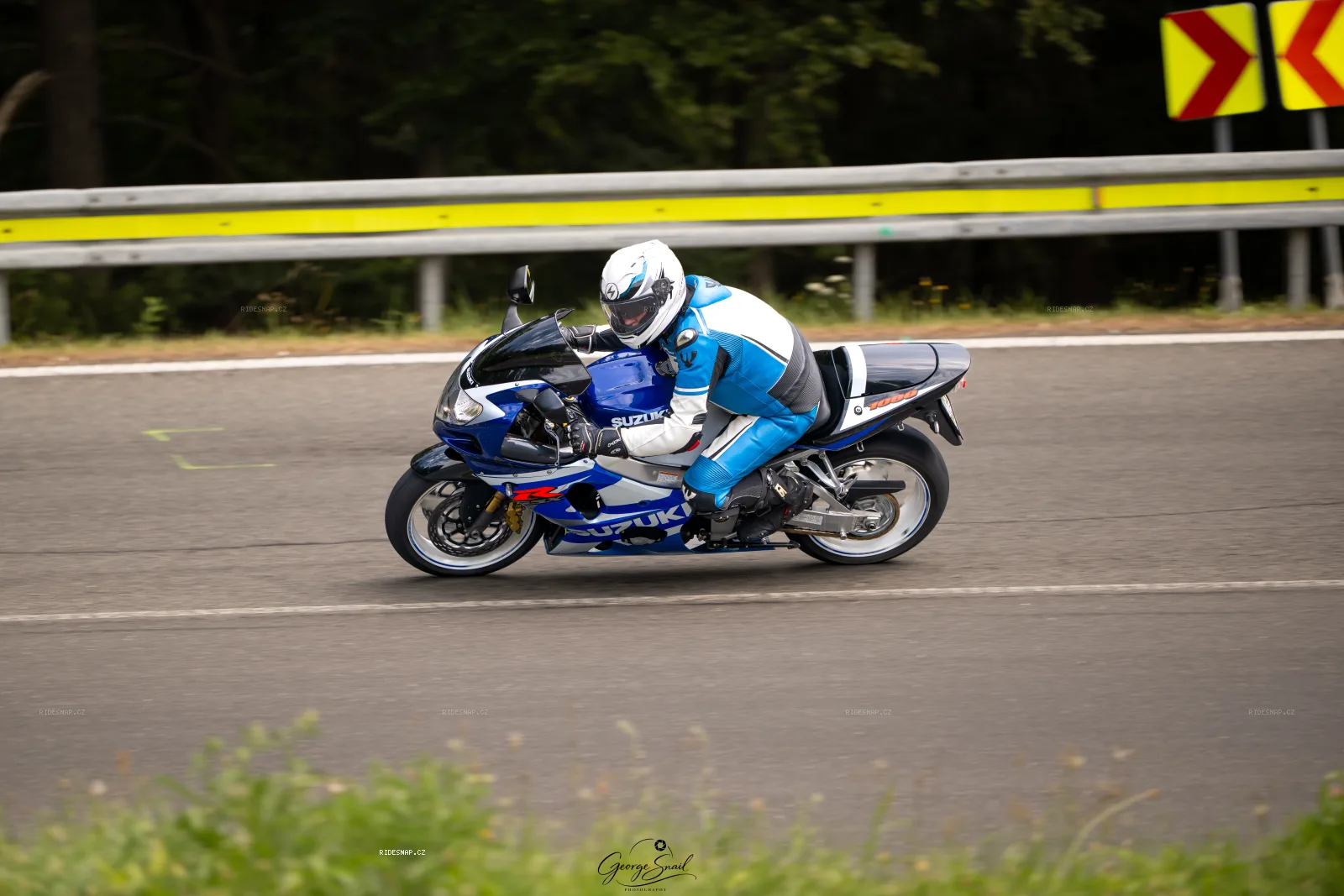 Moto foto 815